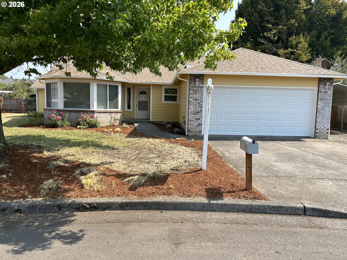 1010 NW Cazadero Ct, Estacada, OR 97023 - #1