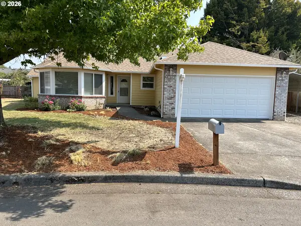 1010 NW Cazadero Ct, Estacada, OR 97023