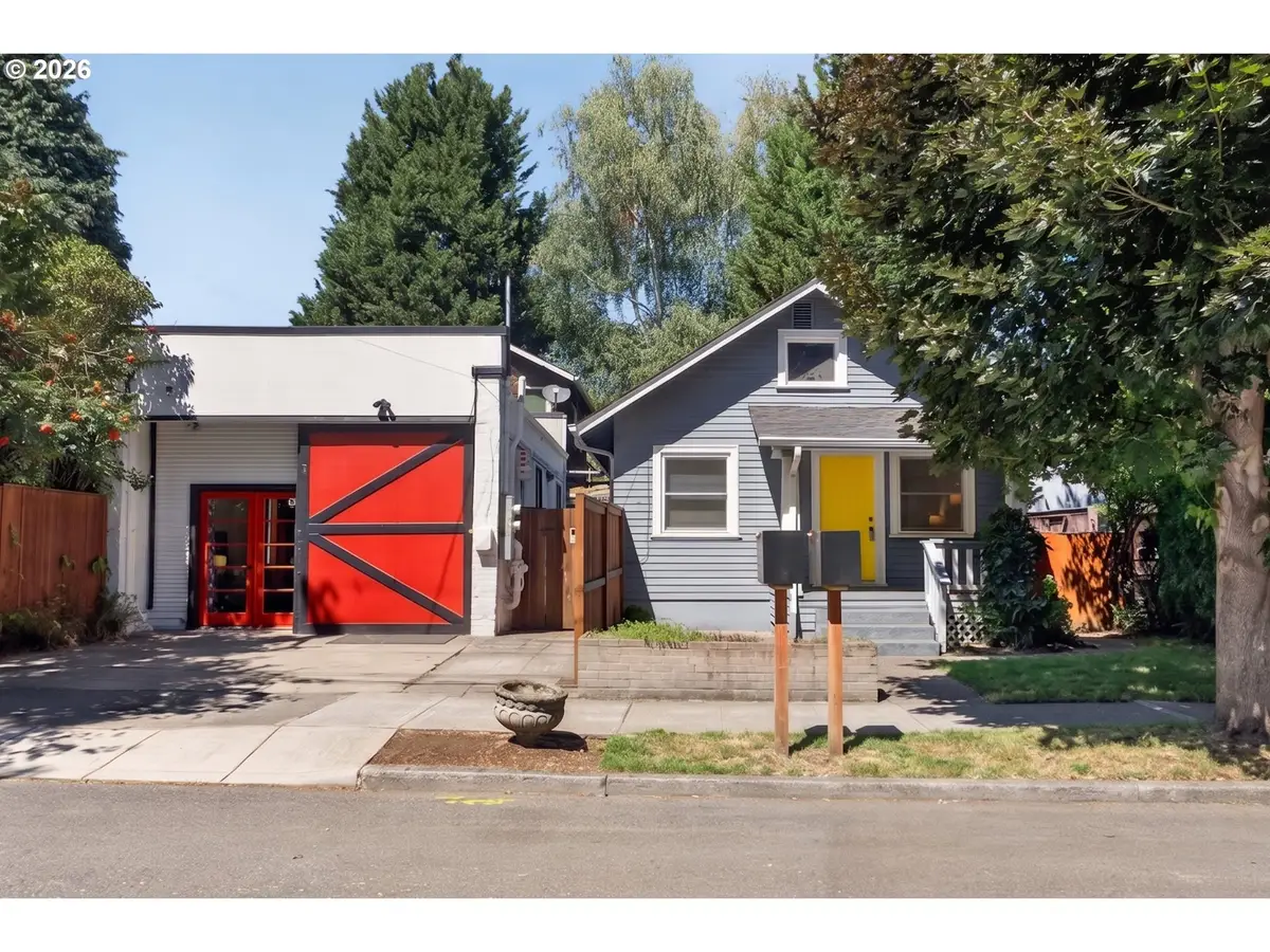 2817 NE Weidler St, Portland, OR 97232 - #1