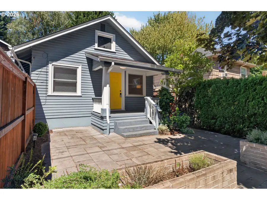 2817 NE Weidler St, Portland, OR 97232 - #2