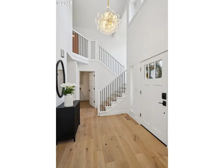 5202 Nelco Cir, West Linn, OR 97068 - #2