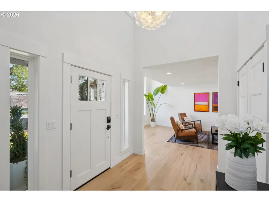 5202 Nelco Cir, West Linn, OR 97068 - #3