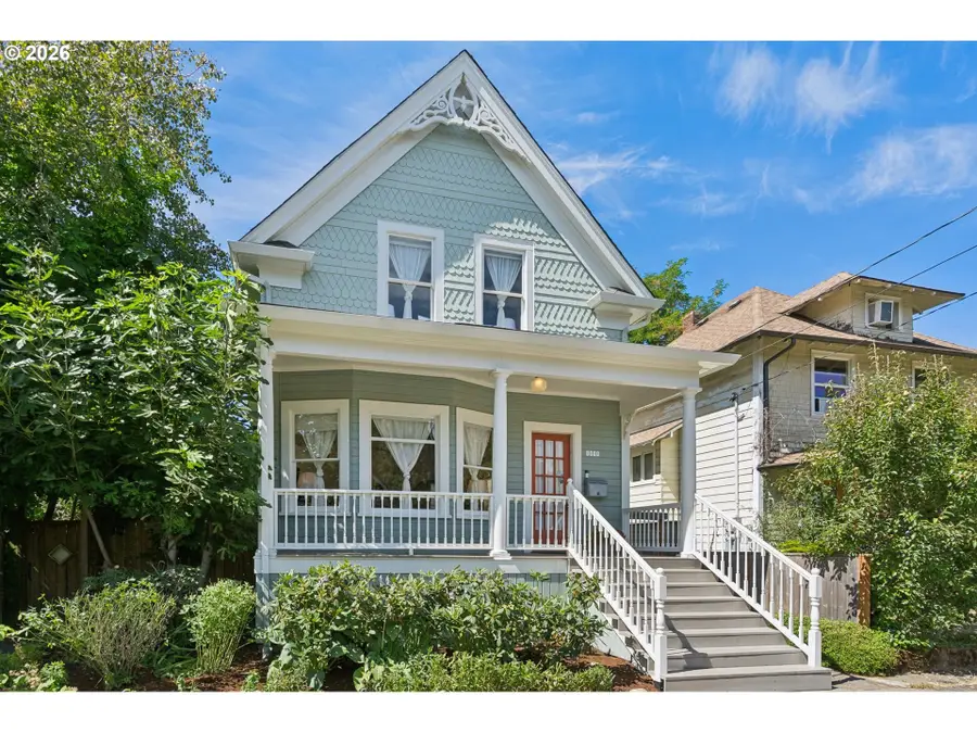 3819 N Commercial Ave, Portland, OR 97227 - #3