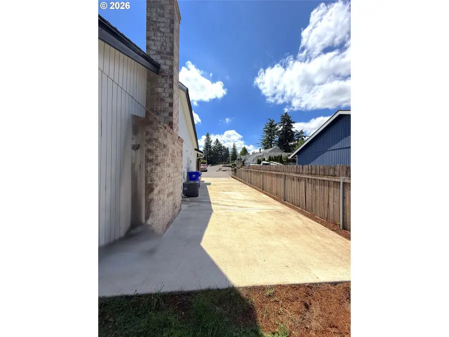189 Crestwood St, Fairview, OR 97024 - #2