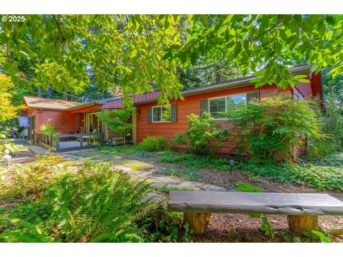 955 Albert Dr Se, Salem, OR 97302 - Image #1