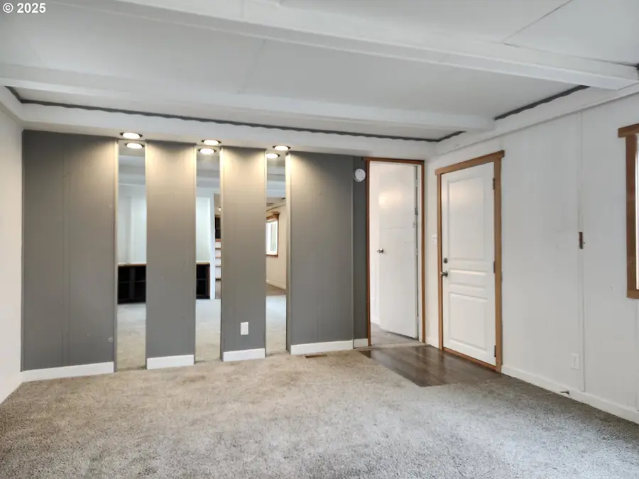 545 Warren St S #12, Monmouth, OR 97361 - Image #2