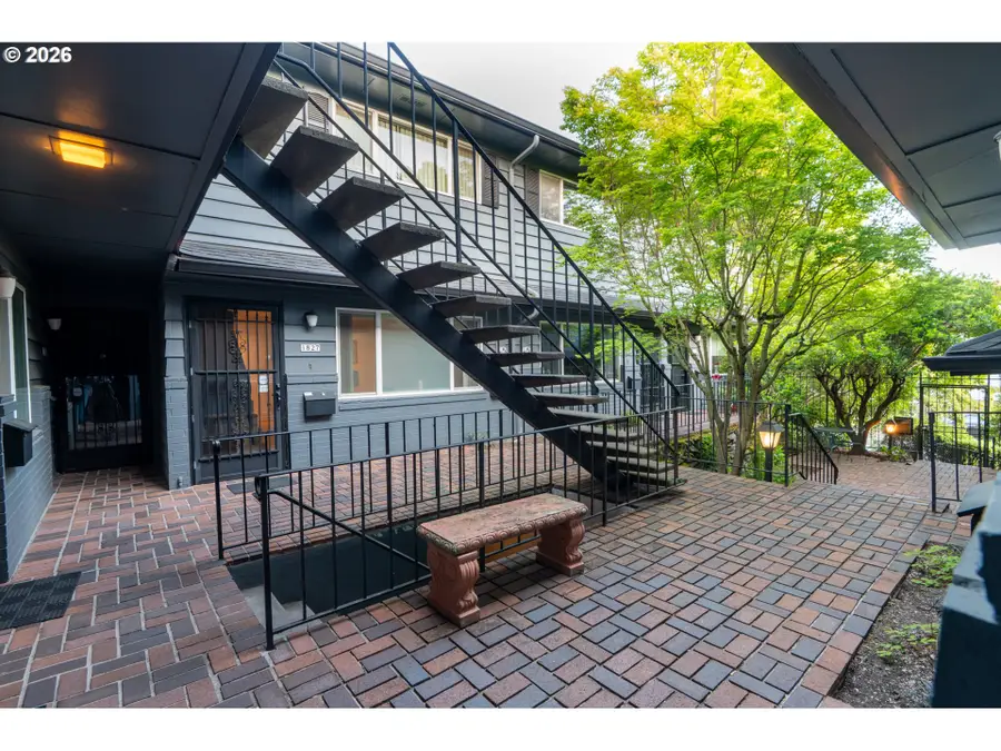 1827 NE Multnomah St, Portland, OR 97232 - Image #2