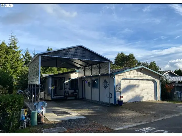 1600 Rhododendron Dr #227, Florence, OR 97439 - #1