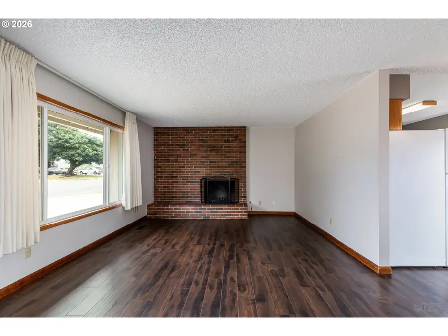 275 West St, Saint Helens, OR 97051 - #2