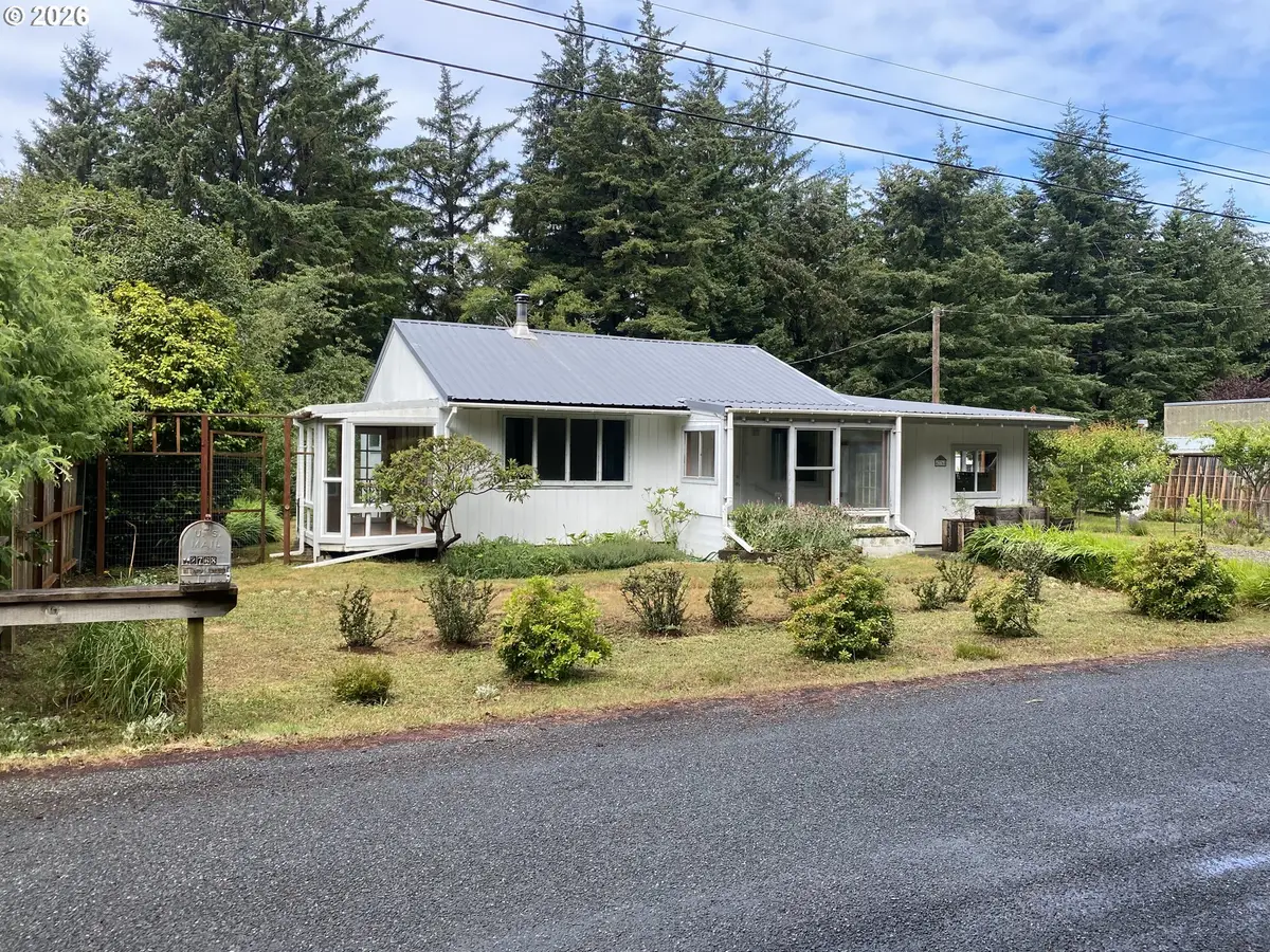 42768 Myrtle Ln, Port Orford, OR 97465 - #1