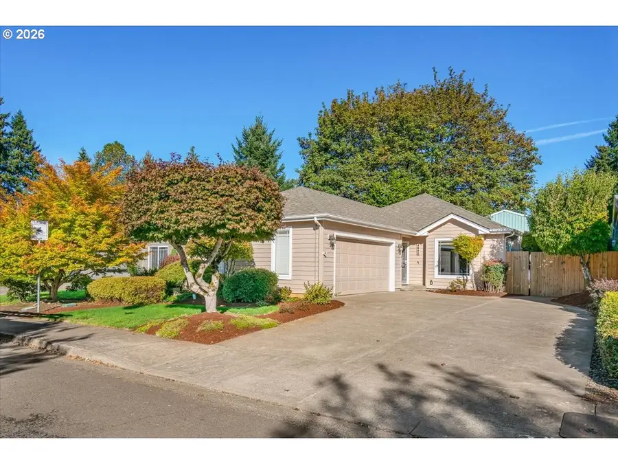 4840 8th Ave, Salem, OR 97302 - #2