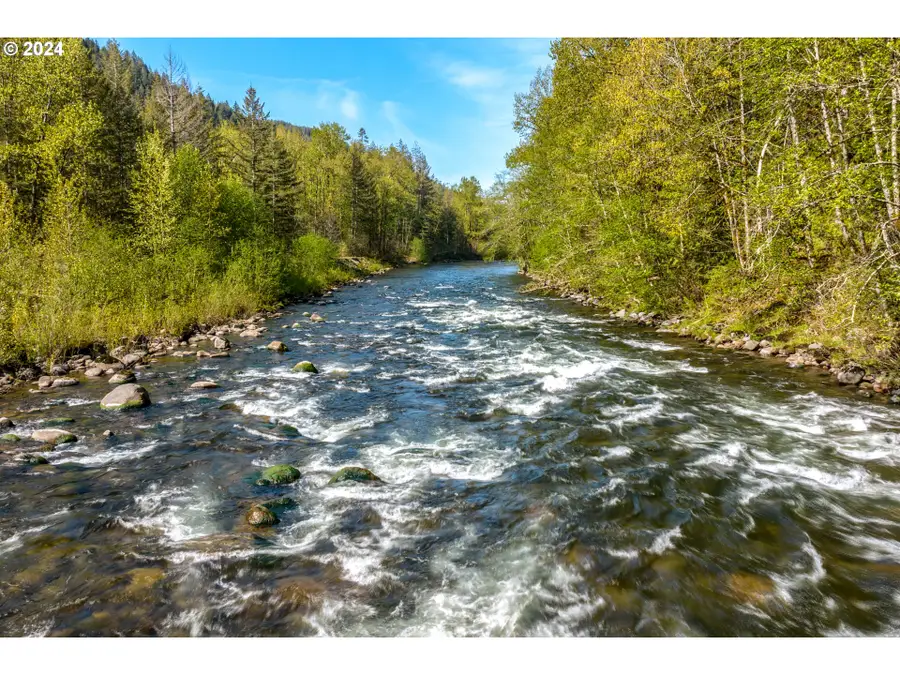 58200 E Marmot Rd, Sandy, OR 97055 - Image #3