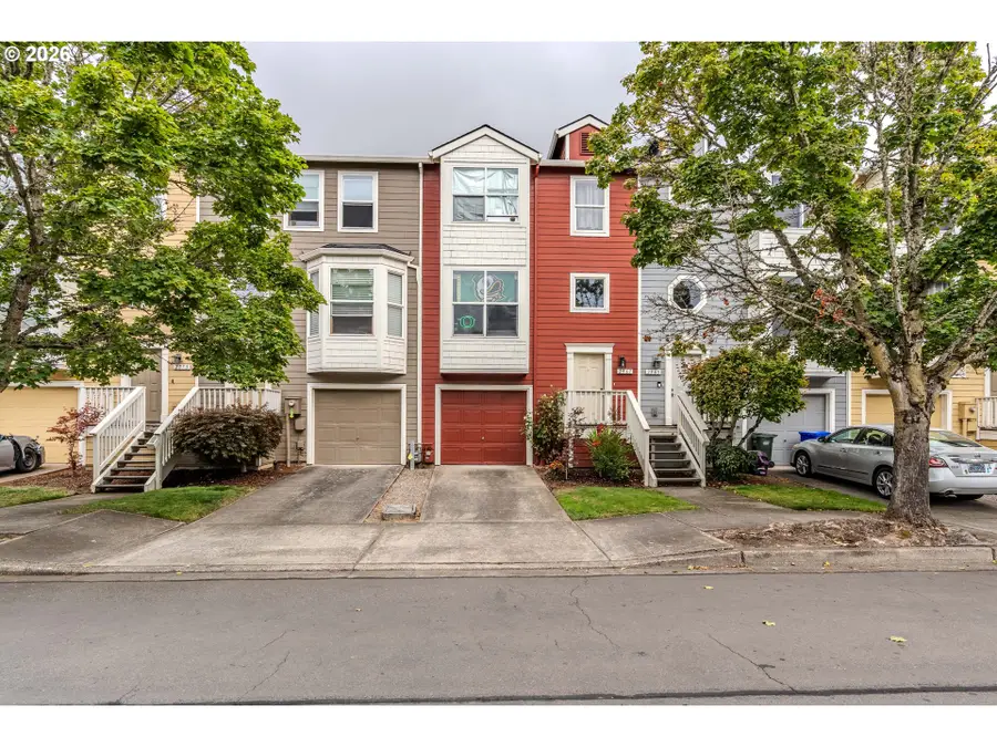 2567 NW 1st Dr, Gresham, OR 97030 - #3