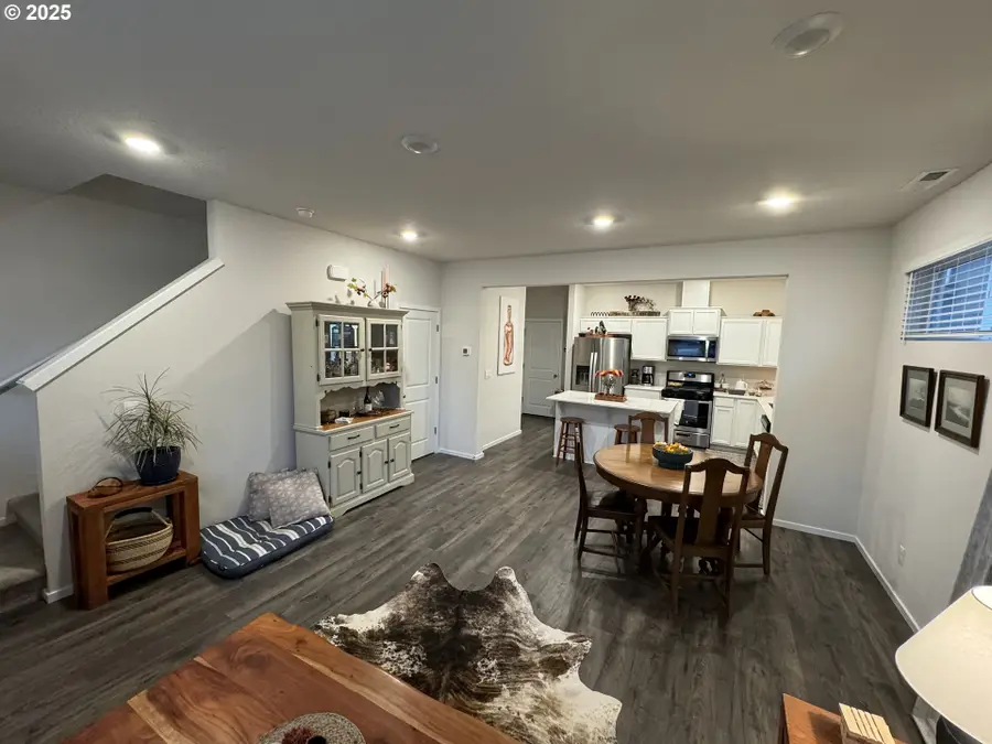 861 N 19th Ave, Cornelius, OR 97113 - Image #3