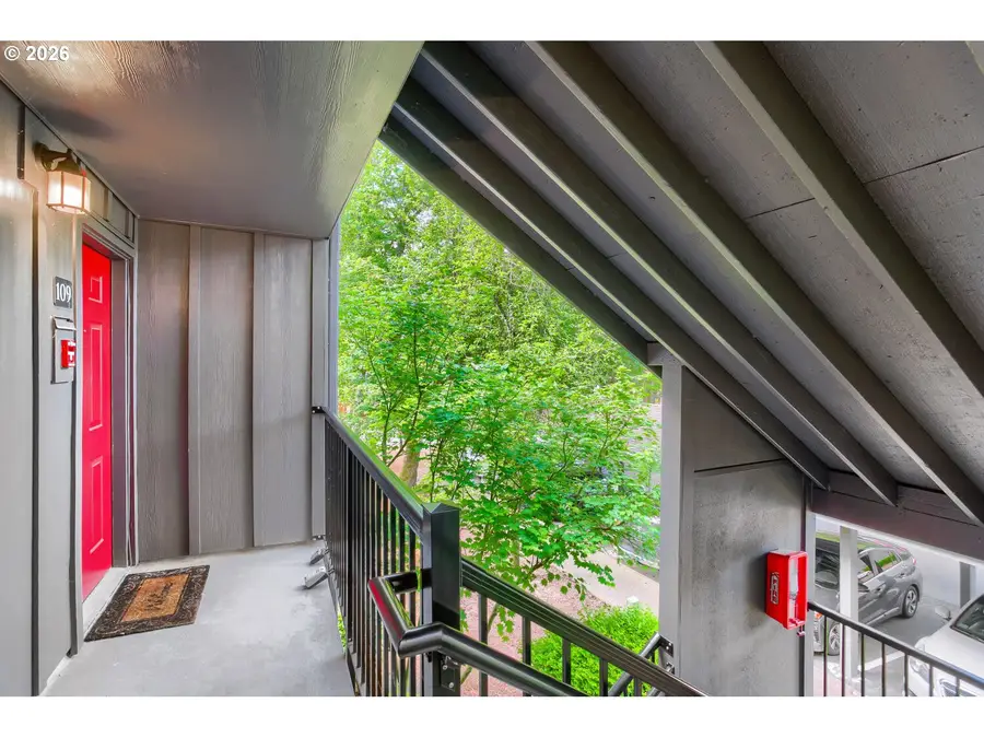 4 Touchstone #109, Lake Oswego, OR 97035 - #2