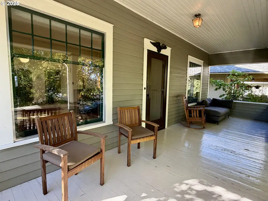 1702 Cedar St, La Grande, OR 97850 - Image #3