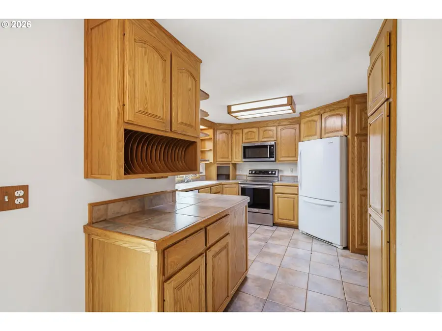 2778 20th St, Springfield, OR 97477 - #3