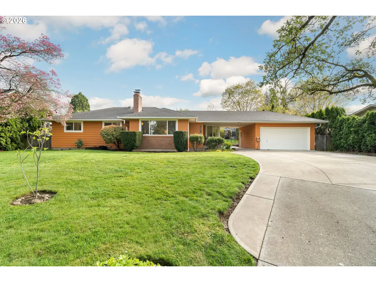 15910 SE Oatfield Rd, Milwaukie, OR 97267 - #1