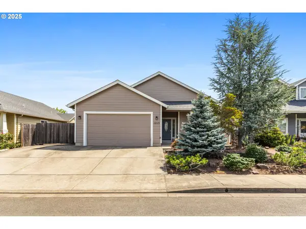 1215 46th Ave, SweetHome, OR 97386