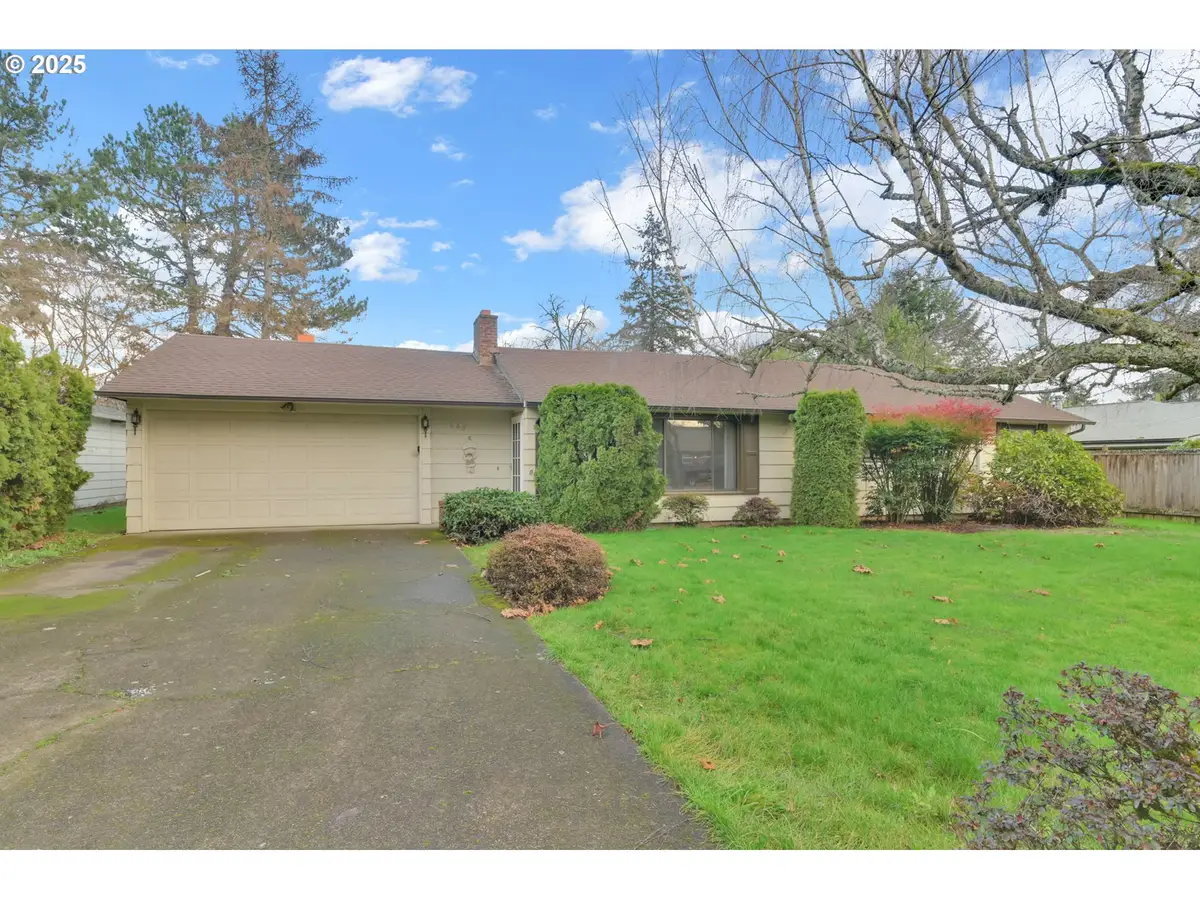 1665 Evergreen Dr, Eugene, OR 97404 - Image #1