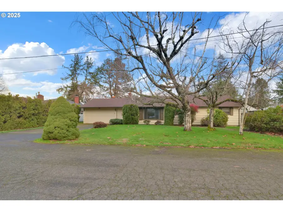 1665 Evergreen Dr, Eugene, OR 97404 - Image #2