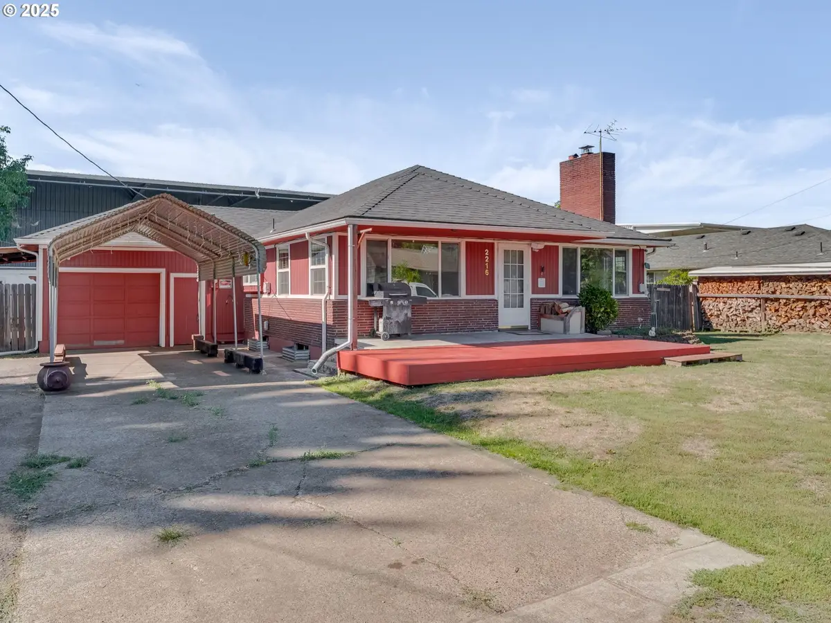 2216 Thompson Ave, Vancouver, WA 98660 - Image #1