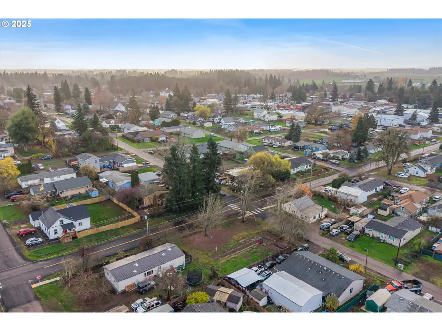 160 E 7th St, Lafayette, OR 97127 - Image #3