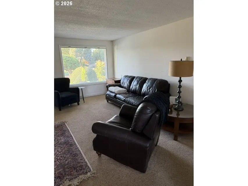 450 Cardinal Way, Springfield, OR 97477 - #3