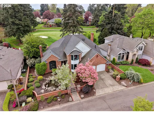 7720 SW Village Greens Cir, Wilsonville, OR 97070