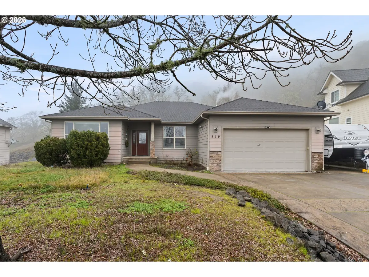849 North View Dr, Winchester, OR 97495 - #1