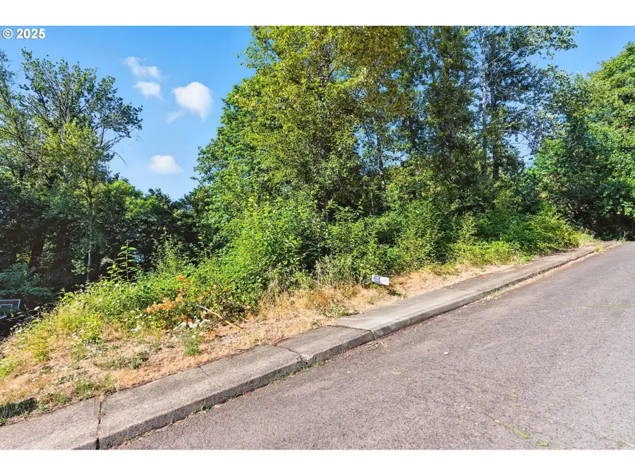 14745 SE Duke St, Portland, OR 97236 - #2