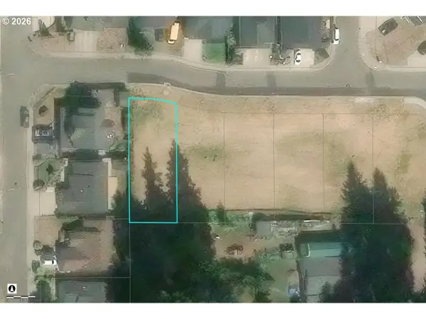 15701 NE 80th St, Vancouver, WA 98682