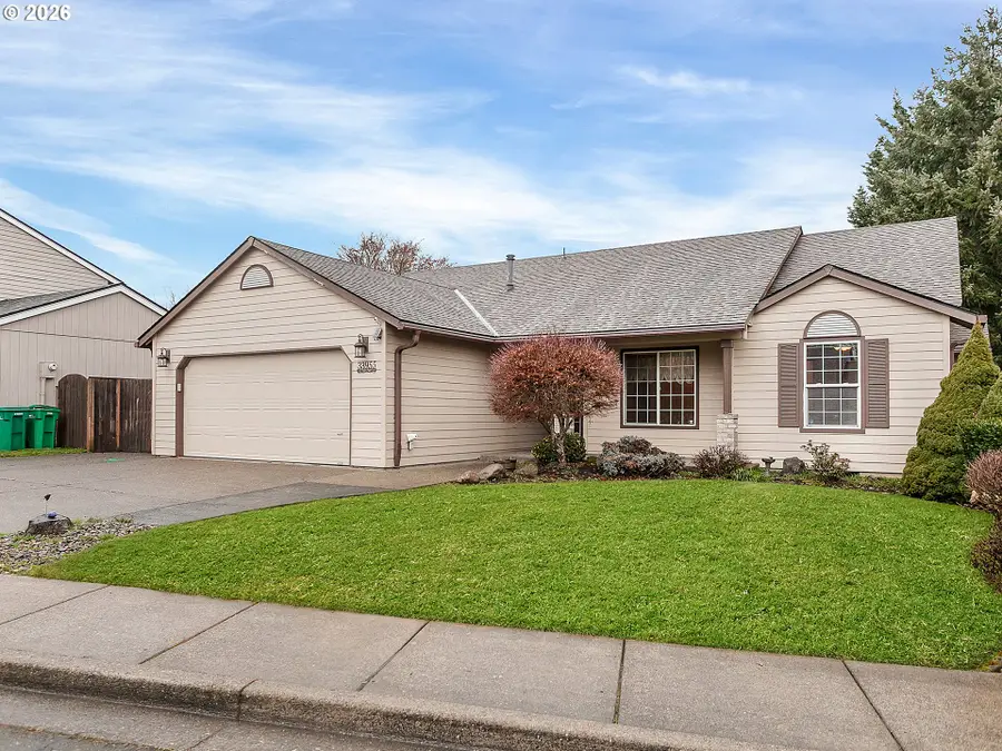 33955 Seven Oaks Dr, Scappoose, OR 97056 - #2