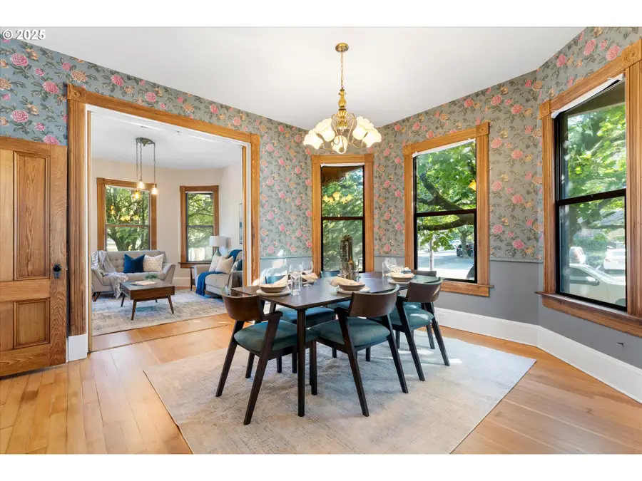 3635 S Corbett Ave, Portland, OR 97239 - Image #2