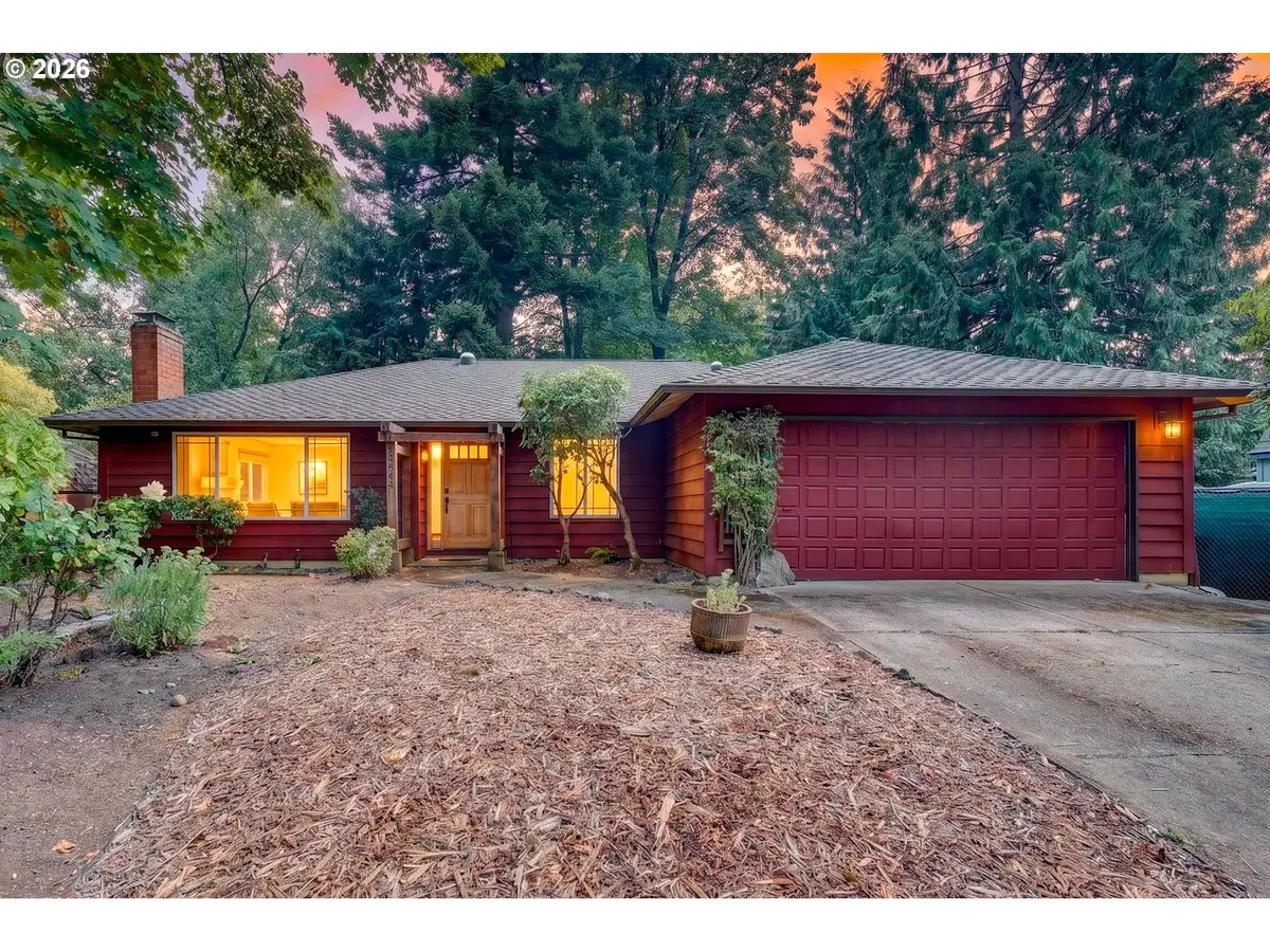 4992 SW Evelyn St, Portland, OR 97219 - #1