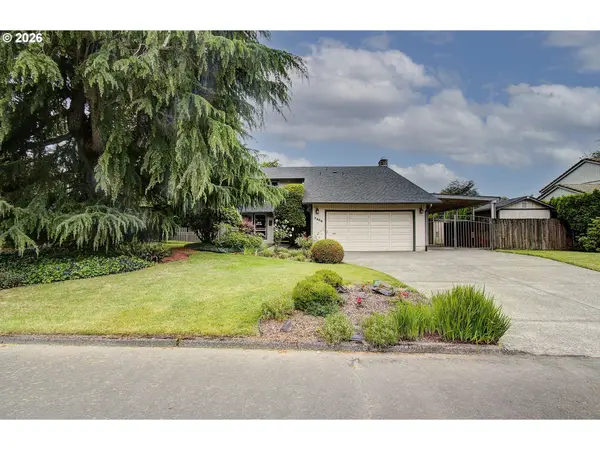 7206 NE Meadows Dr, Vancouver, WA 98662