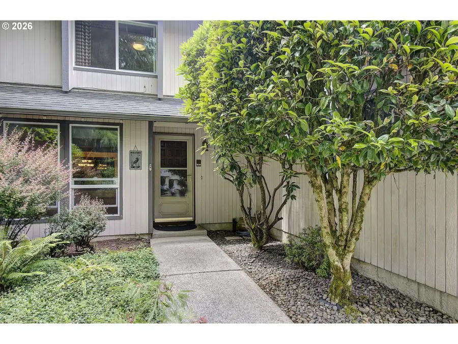 7206 NE Meadows Dr, Vancouver, WA 98662 - #2
