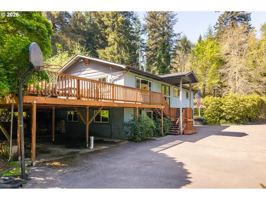 94032 Brush Ln, Eastside, OR 97420 - #2