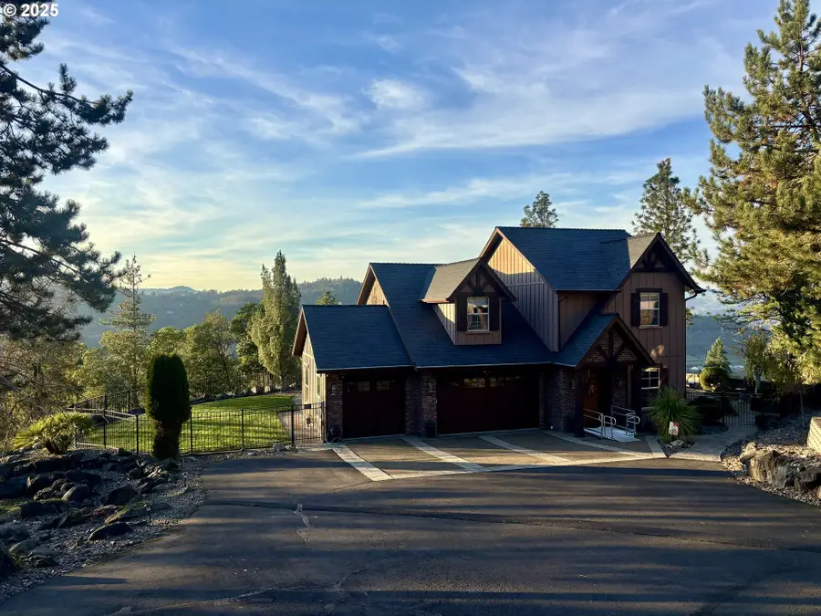 650 Southridge Way, Roseburg, OR 97470 - Image #2