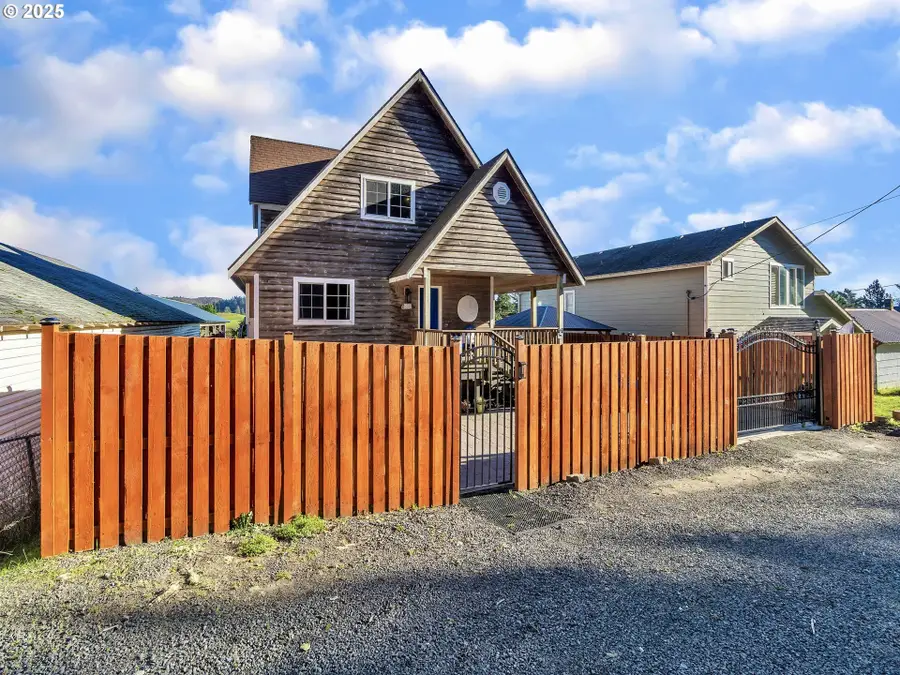 90589 Clark Rd, Warrenton, OR 97146 - Image #3