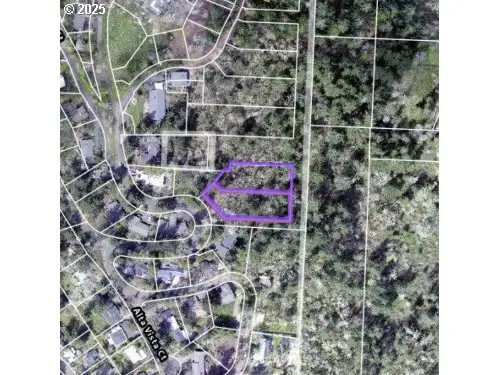 2825 2819 Capital Dr #18, 19, Eugene, OR 97403 - Image #1