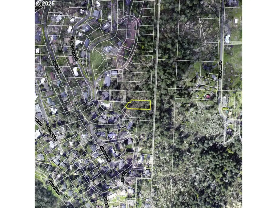 2825 2819 Capital Dr #18, 19, Eugene, OR 97403 - Image #2