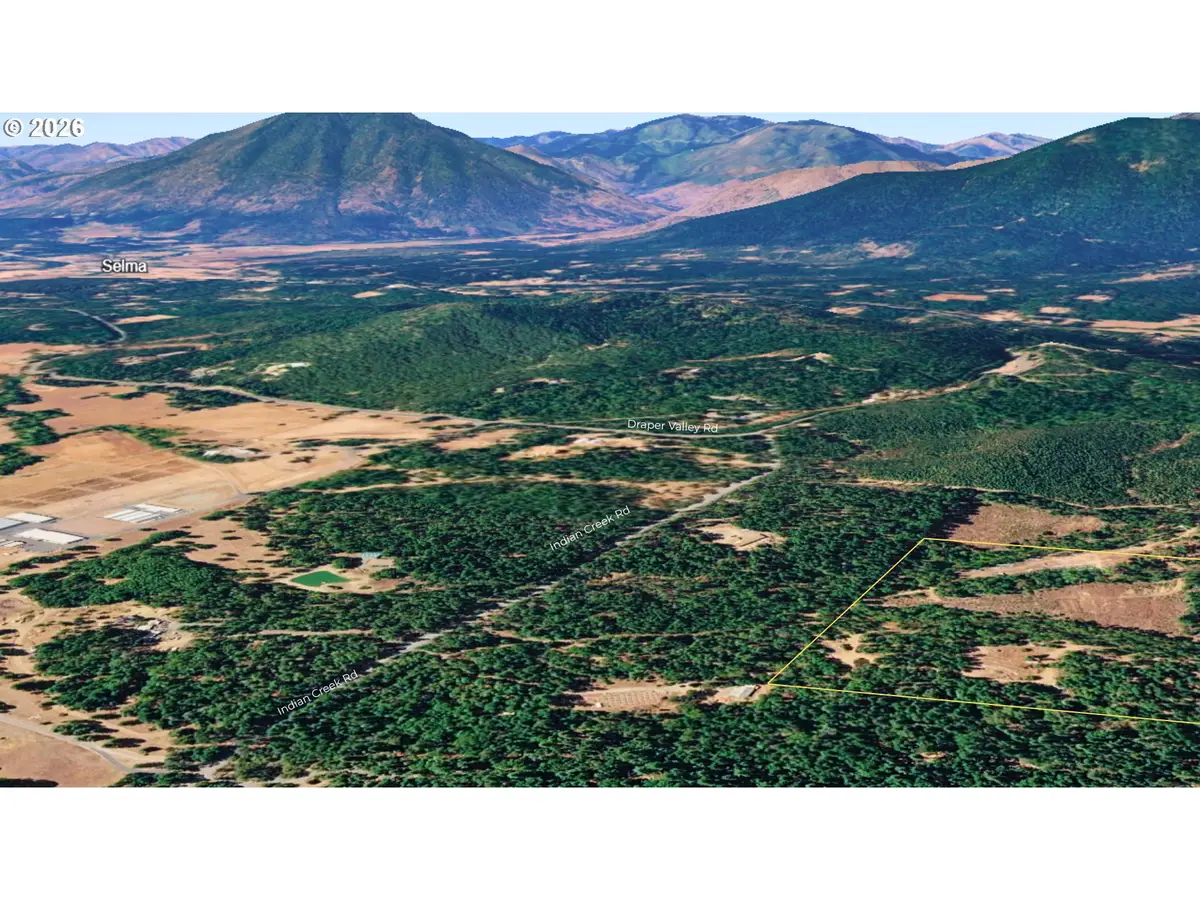 242 Indian Creek Rd, Selma, OR 97538 - #1