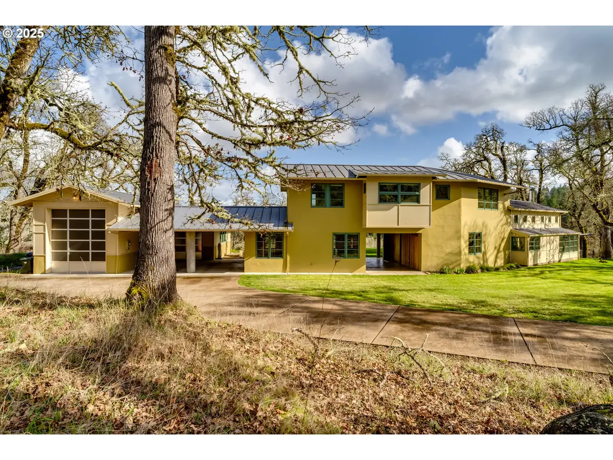 85789 Allbritain Ln, Eugene, OR 97405 - Image #1