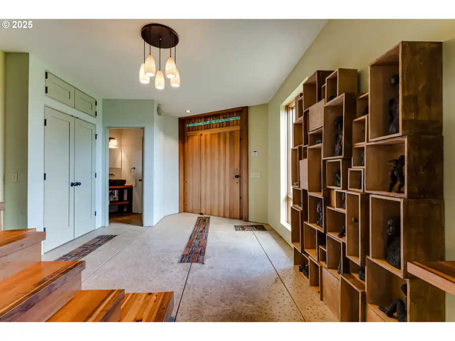 85789 Allbritain Ln, Eugene, OR 97405 - Image #3