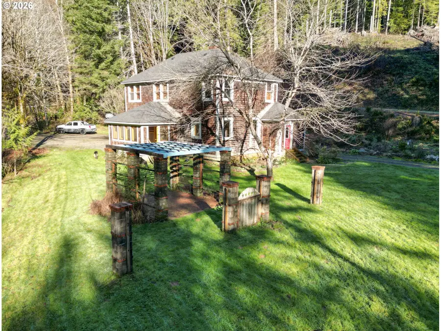 92976 Deadwood Creek Rd, Deadwood, OR 97430 - Image #2