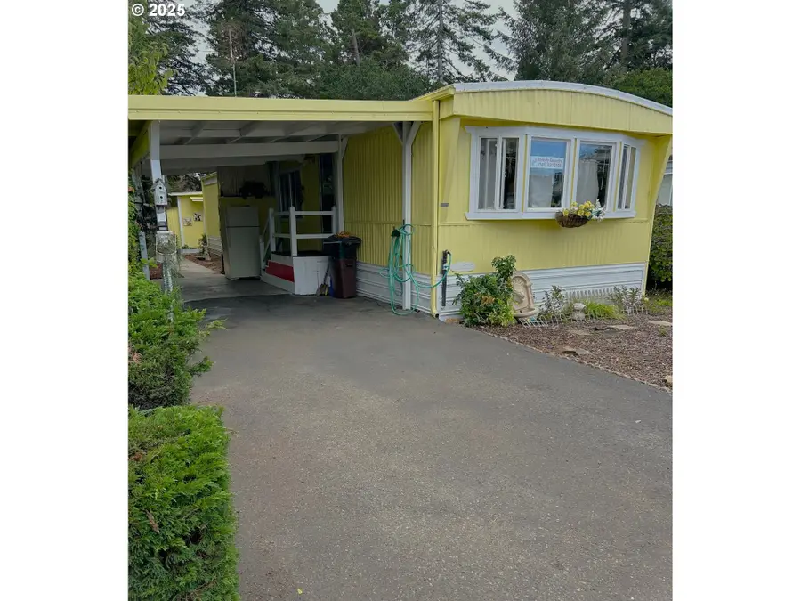 3760 Highway 101 #16, Florence, OR 97439 - Image #3