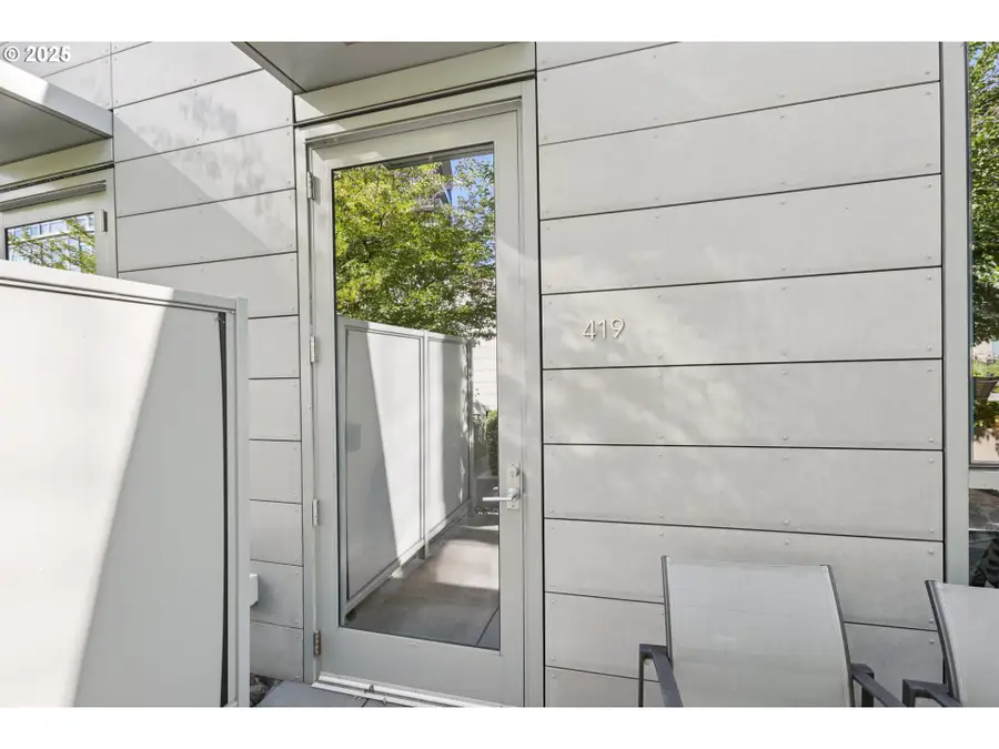 1075 NW Northrup St #419, Portland, OR 97209 - Image #2