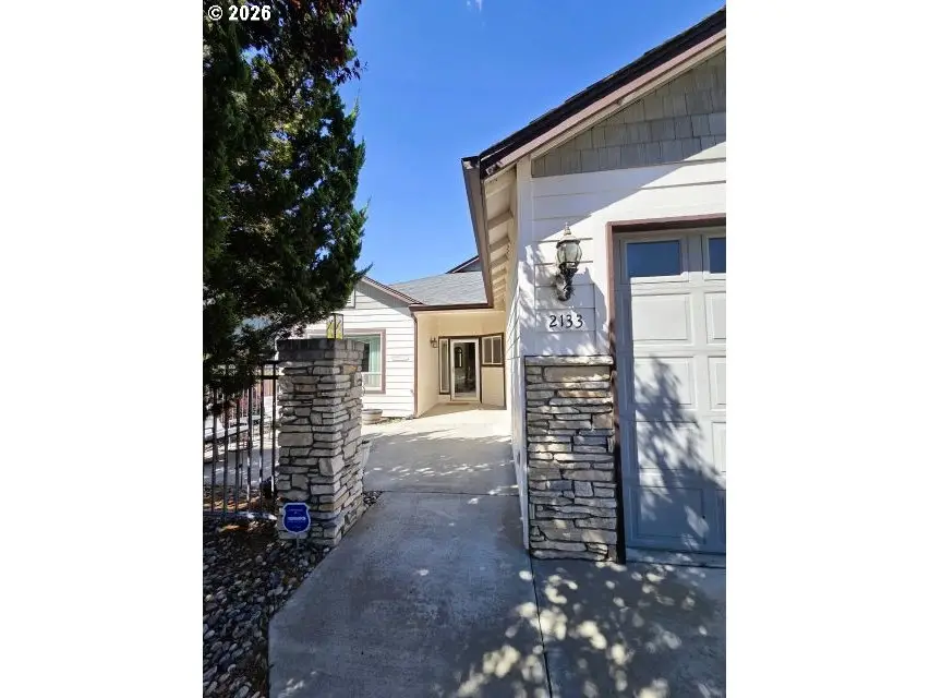 2133 NW Dusk Dr, Hermiston, OR 97838 - #2
