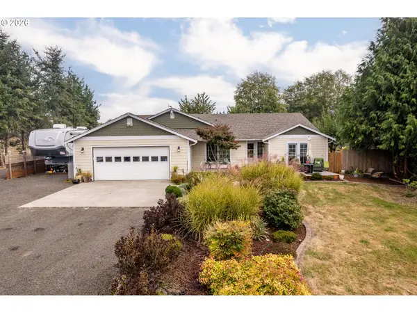 126 Greenwood Rd, Cathlamet, WA 98612